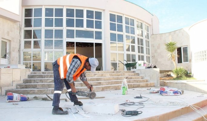 Silifke'de AKM Binası Yenileniyor