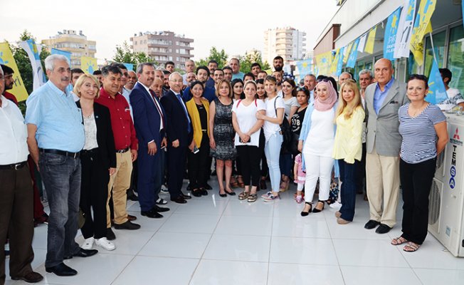 Mersin'de İYİ Parti'ye Üye Akını