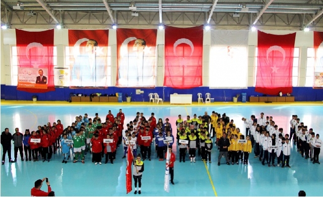 Analig Hokey Türkiye Grup Birinciliği Mersin'de Başladı