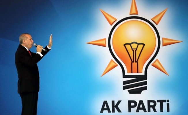 AKP'den İstifa Eden Bakanlara 'FETÖ'cü' Damgası