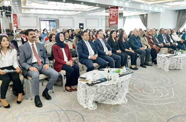 MHP'li Kadınlara Etkili İletişim Dersi