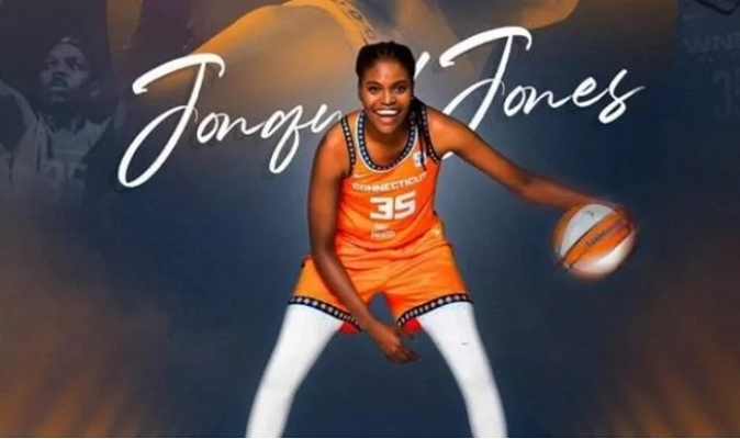 2021'in 'En Değerli Oyuncusu' seçilen Jonquel Jones, Çukurova Basketbol 'da