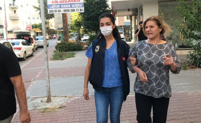 HDP Mersin İl Başkanı Bedriye Kuş Temizlik Operasyonunda Gözaltına Alındı.