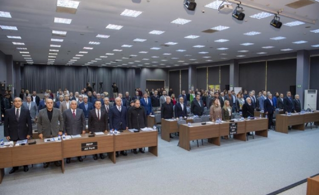Mersin Büyükşehir Meclisinde Vahap Seçer Çoğunluğu Sağladı.