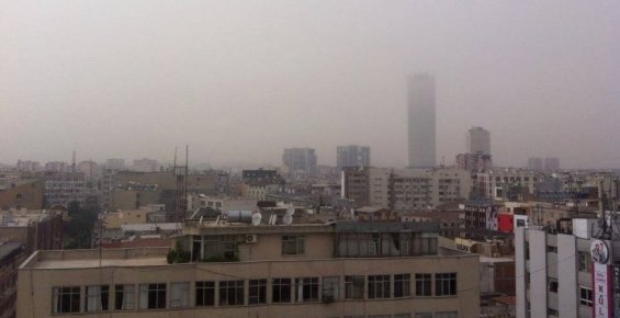 Mersin'de Kum Fırtınası Solunum Rahatsızlığı Yaratıyor