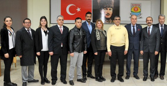 Tarsus'ta Satranç ve Briç Turnuvası Yoğun İlgi Gördü   
