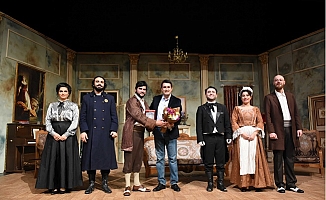 Tarsus Şehir Tiyatrosu ‘Çehov Vodvil’ Oyunu İle Aksaraylı İzleyicilerle Buluştu.