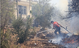 Büyükşehir Tüm Birimleri İle Gülnar'daki Yangına Müdahale Ediyor