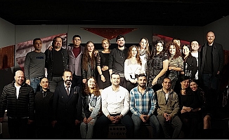 Tarsus Belediyesi Şehir Tiyatrosu, ‘’Çirkin’’Oyunuyla Sanat Sezonunu Açtı.