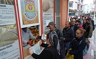 Tarsus Belediyesi Halk Ekmeği 1 TL Yapıyor