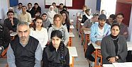Mersin Suriyeliler Türkçe Öğreniyor